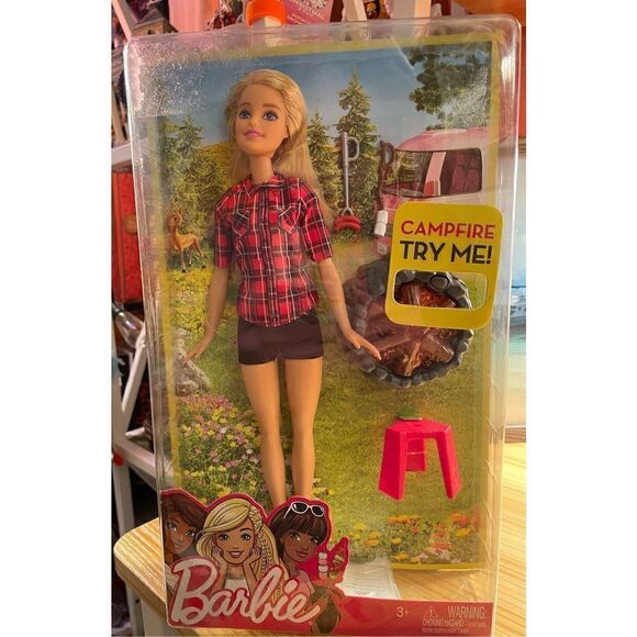 Mattel Barbie Camping Fun Campfire Barbie 2016 NIB - Picture 1 of 13